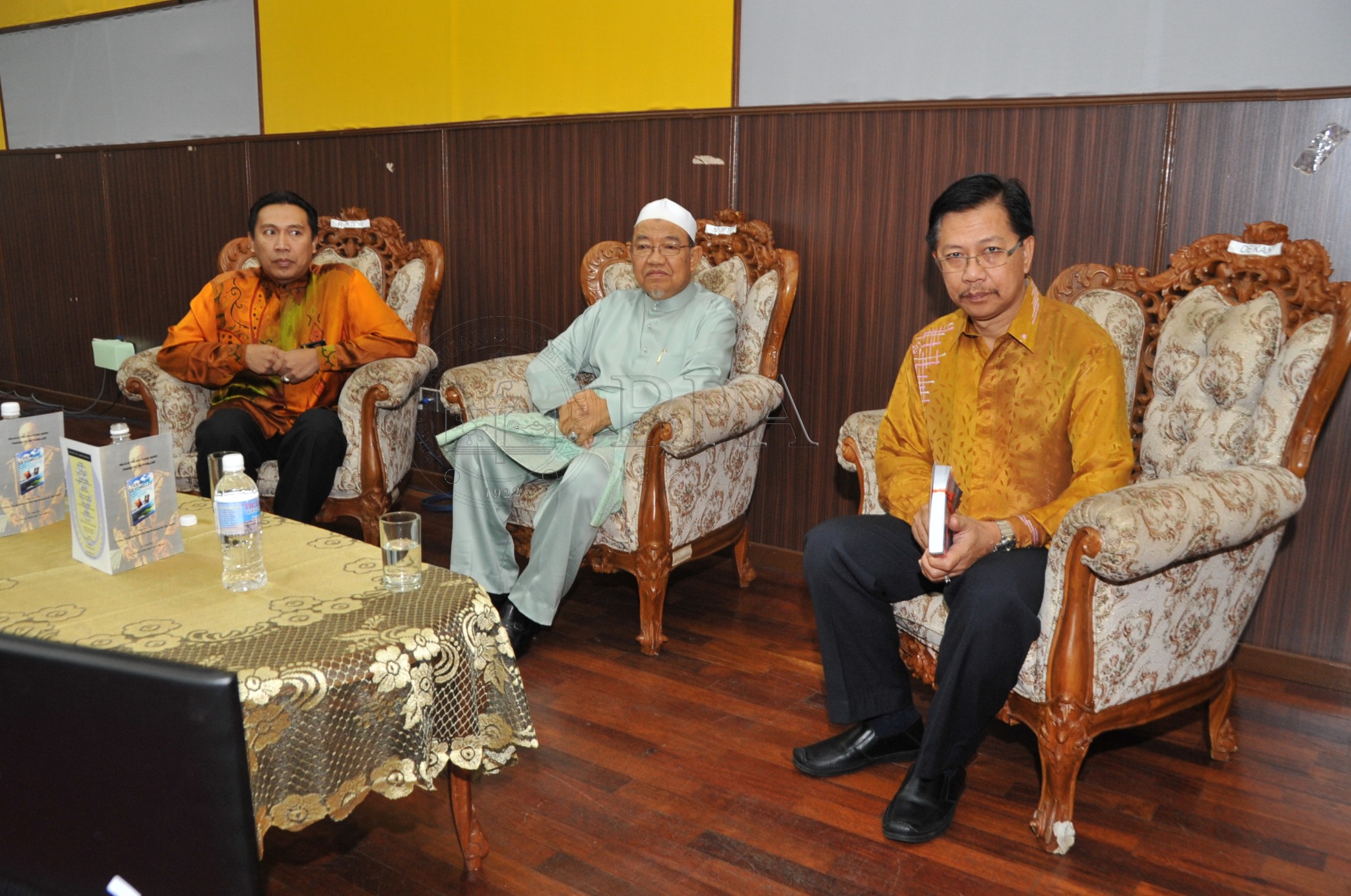 BPA 12 96 buku PRO 4404